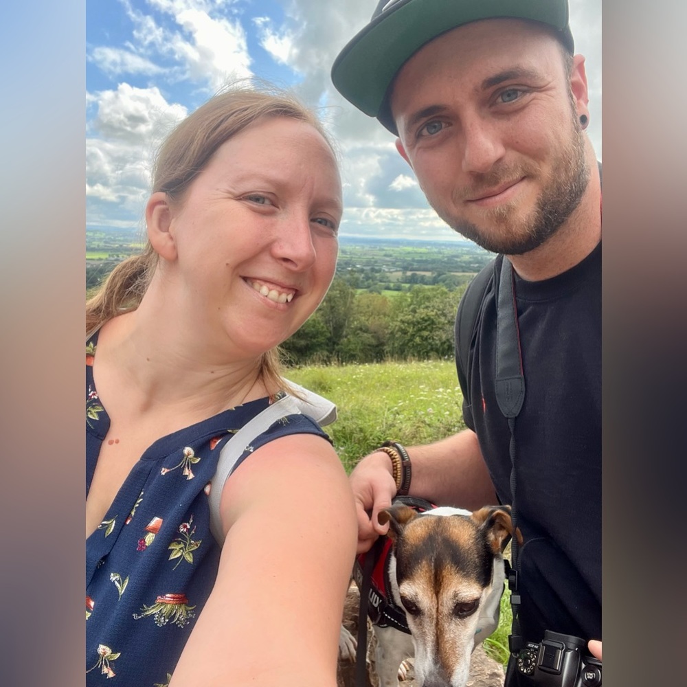 Meet your Poshers, Alex and Harry